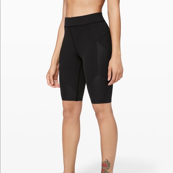 lululemon lab Kuka Short in Black - Picture 6 of 6